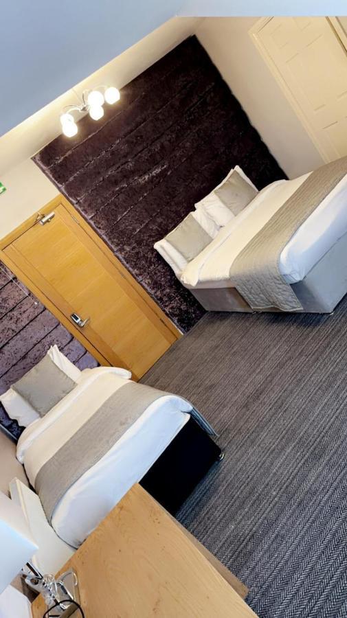 ניופורט Hotels 24-7 - The Old Victoria Hotel מראה חיצוני תמונה