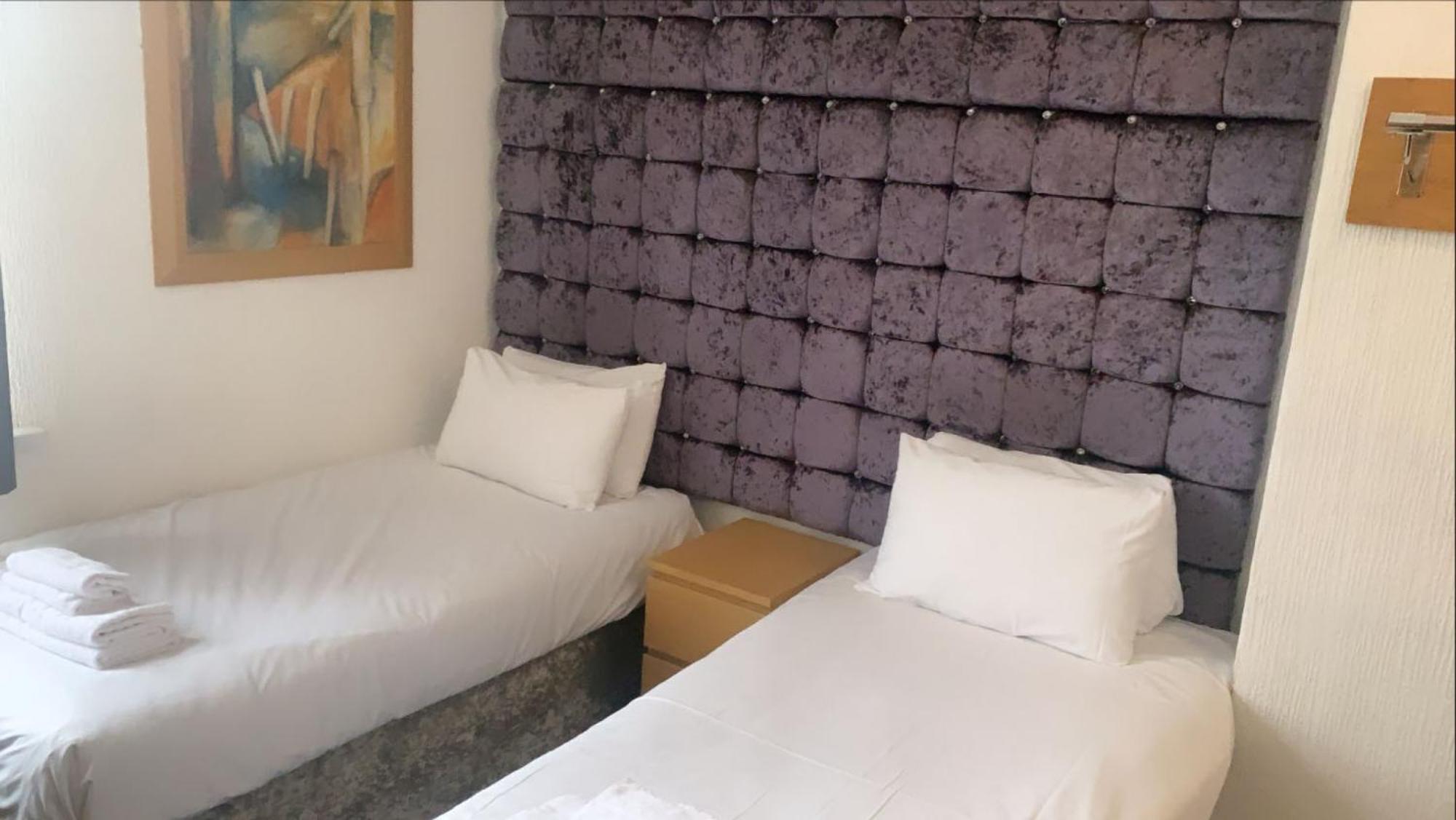 ניופורט Hotels 24-7 - The Old Victoria Hotel מראה חיצוני תמונה